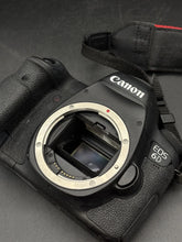 Canon EOS 6D / Digital SLR / Body Only